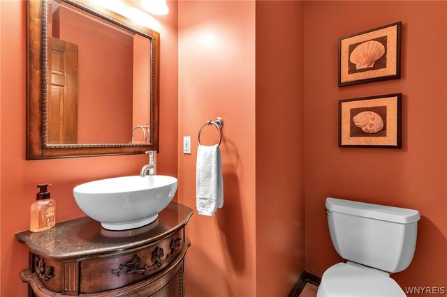 185 Independence Drive, Orchard Park, NY 14127