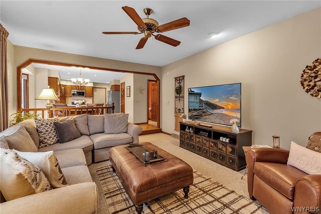 185 Independence Drive, Orchard Park, NY 14127