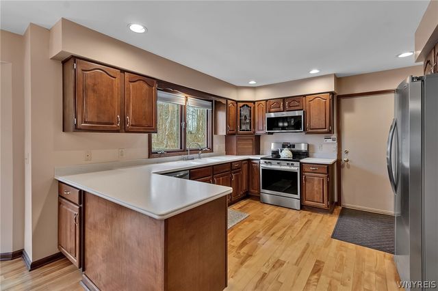 185 Independence Drive, Orchard Park, NY 14127