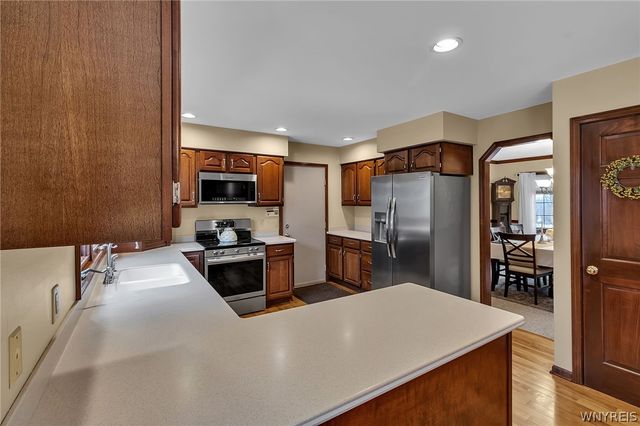 185 Independence Drive, Orchard Park, NY 14127