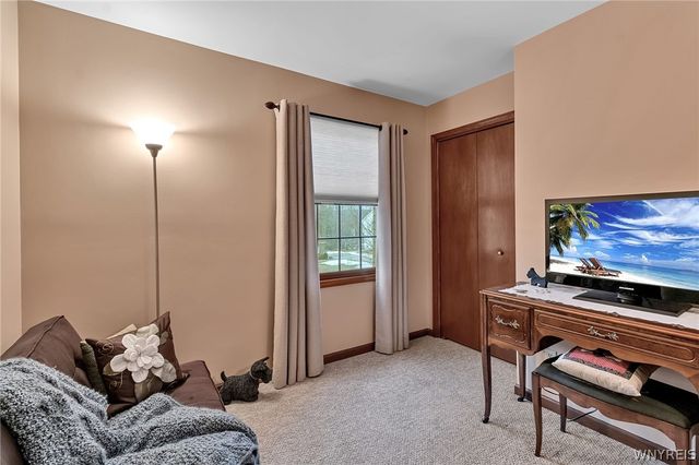 185 Independence Drive, Orchard Park, NY 14127