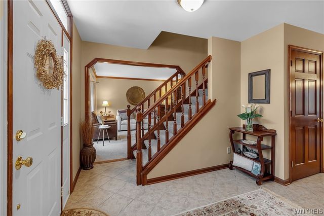 185 Independence Drive, Orchard Park, NY 14127