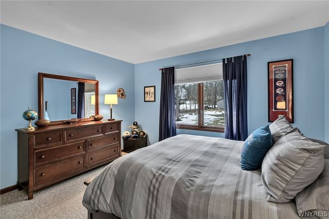 185 Independence Drive, Orchard Park, NY 14127