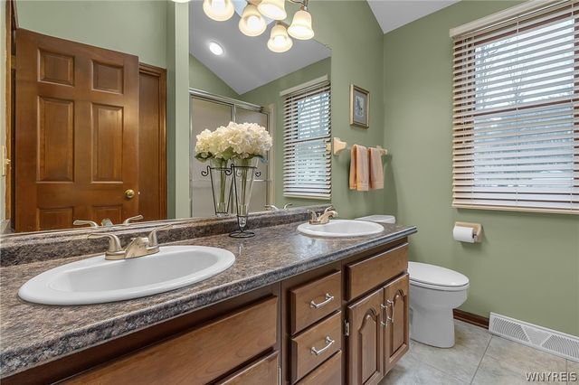 185 Independence Drive, Orchard Park, NY 14127