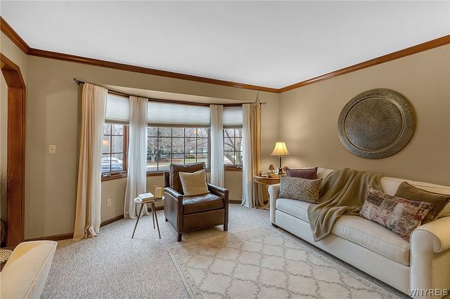 185 Independence Drive, Orchard Park, NY 14127