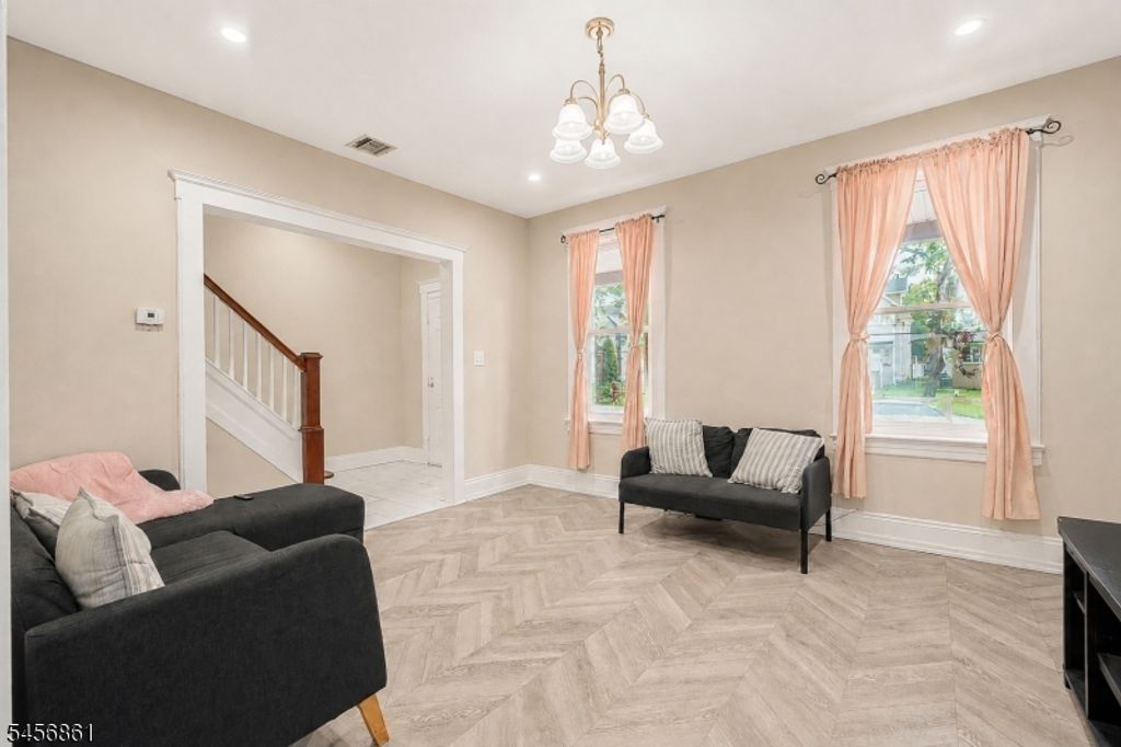 911 Jersey Ave, Elizabeth City, NJ 07202 — photo 5