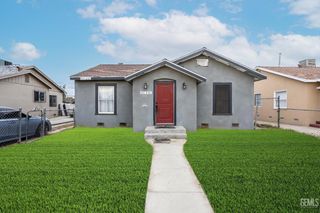 607 T Street, Bakersfield, CA 93304