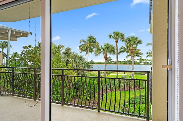 314 Inlet Way 101, Palm Beach Shores, FL 33404