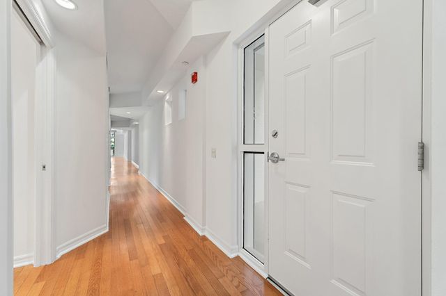 314 Inlet Way 101, Palm Beach Shores, FL 33404