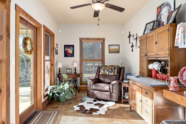 488 Phillip, Pipe Creek, TX 78063