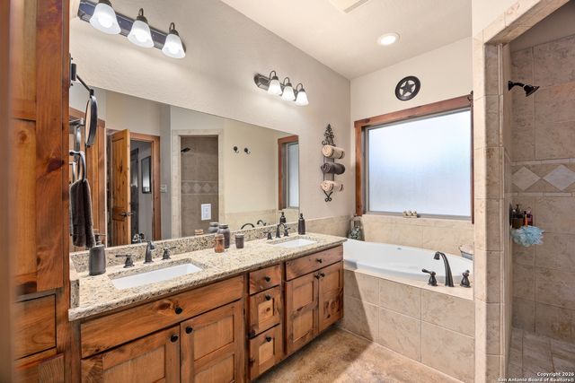 488 Phillip, Pipe Creek, TX 78063