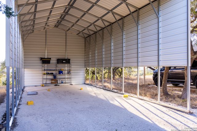 488 Phillip, Pipe Creek, TX 78063