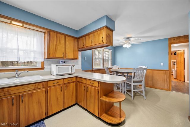 1437 Westwood Drive, Lorain, OH 44053