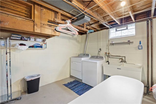 1437 Westwood Drive, Lorain, OH 44053