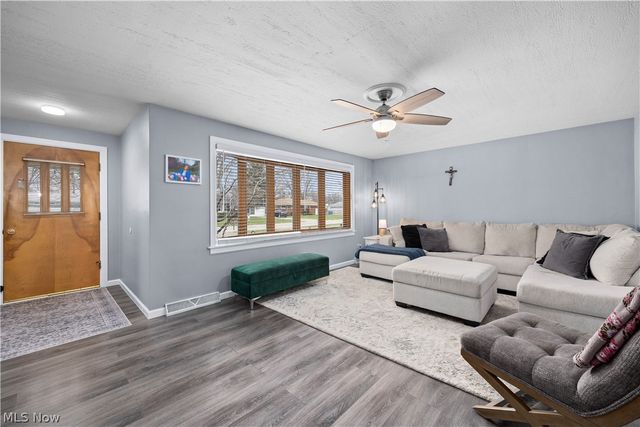 1437 Westwood Drive, Lorain, OH 44053