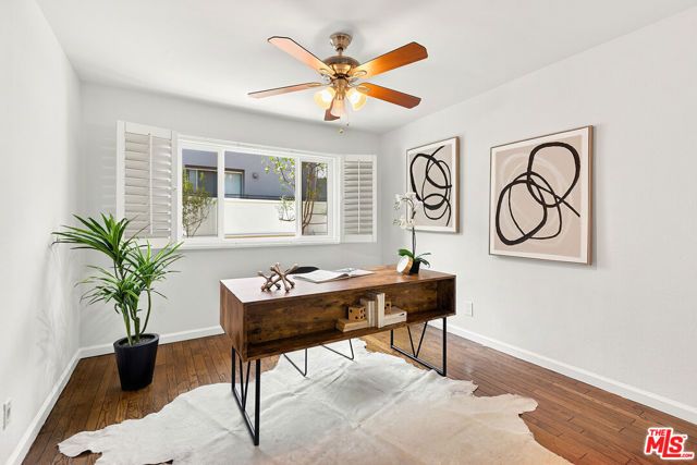 13226 Admiral Avenue N, Los Angeles, CA 90292