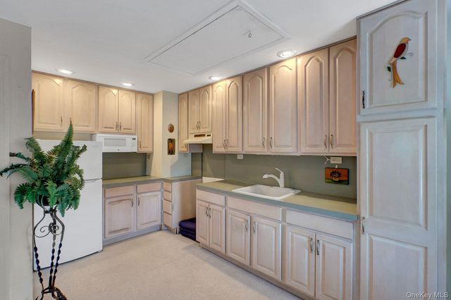 4394 Merrick Road, Massapequa, NY 11758