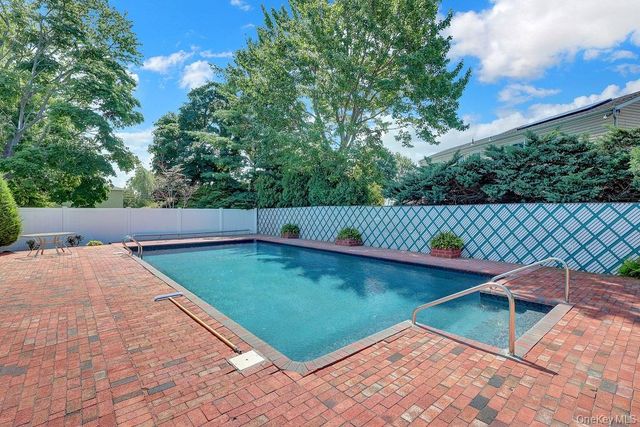 4394 Merrick Road, Massapequa, NY 11758