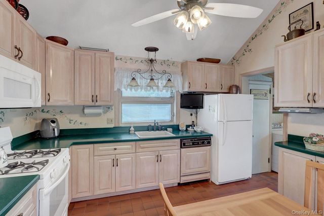 4394 Merrick Road, Massapequa, NY 11758