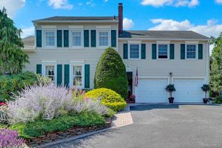 4394 Merrick Road, Massapequa, NY 11758