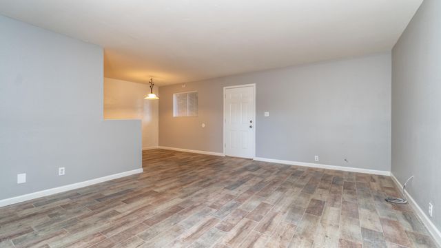 3230 E PINCHOT Avenue 16, Phoenix, AZ 85018