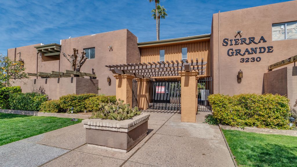 3230 E PINCHOT Avenue 16, Phoenix, AZ 85018