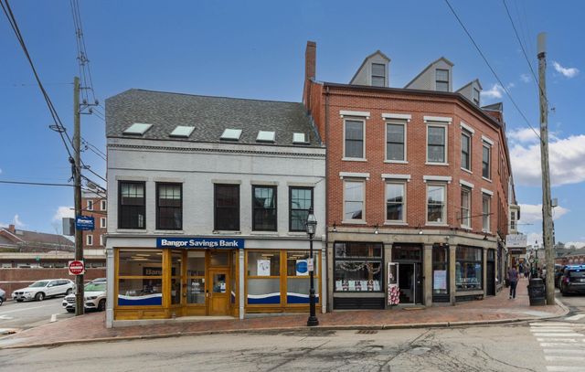8 Bow Street, Portsmouth, NH 03801