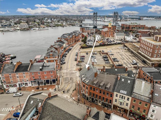 8 Bow Street, Portsmouth, NH 03801