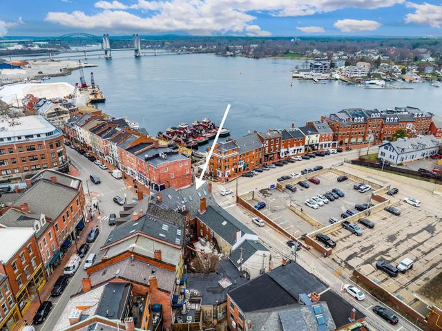 8 Bow Street, Portsmouth, NH 03801