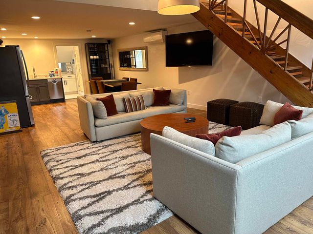 8 Bow Street, Portsmouth, NH 03801