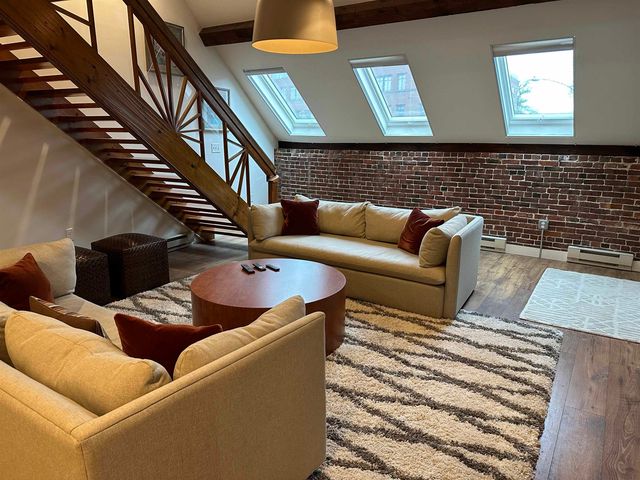 8 Bow Street, Portsmouth, NH 03801