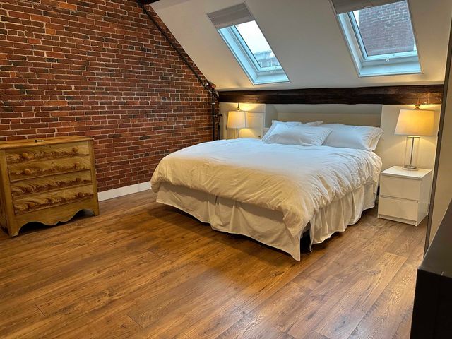 8 Bow Street, Portsmouth, NH 03801