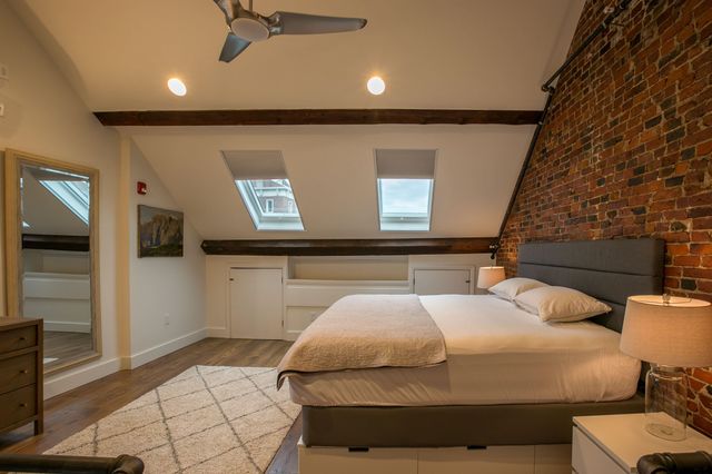 8 Bow Street, Portsmouth, NH 03801