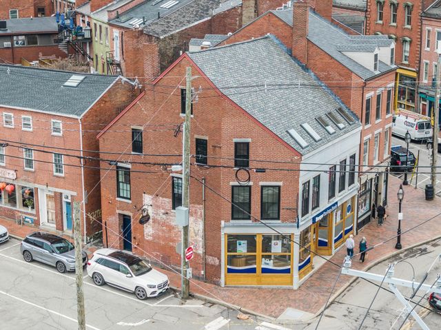 8 Bow Street, Portsmouth, NH 03801
