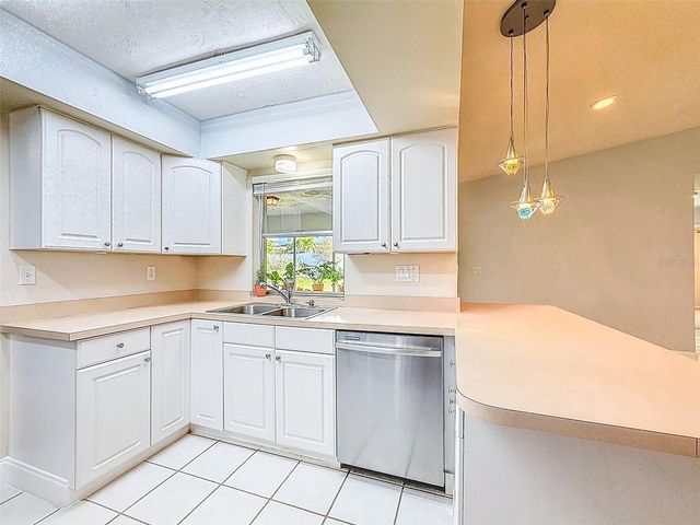 1961 CANADIANA COURT, Dunedin, FL 34698