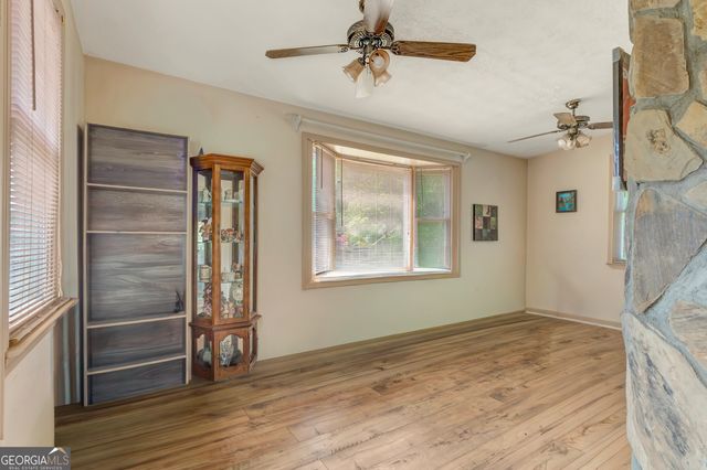 130 Seay Road, Fayetteville, GA 30215