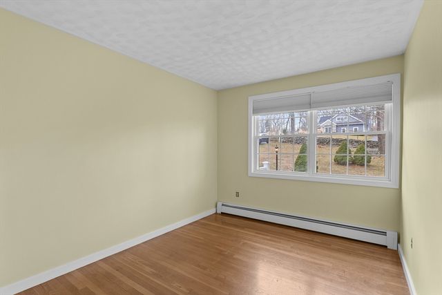 491 Grafton St, Shrewsbury, MA 01545