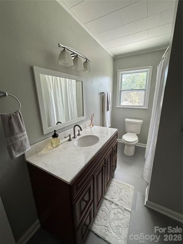 305 Forestway Drive, Mount Holly, NC 28120