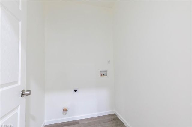 4761 Kester Mill Road, Winston-salem, NC 27103