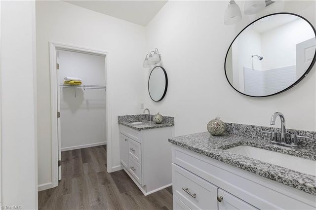 4761 Kester Mill Road, Winston-salem, NC 27103