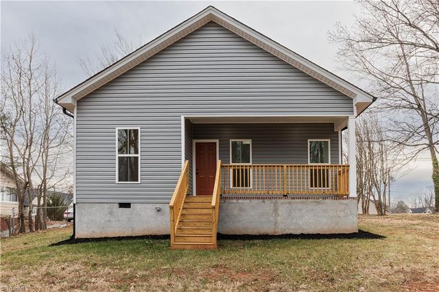 4761 Kester Mill Road, Winston-salem, NC 27103