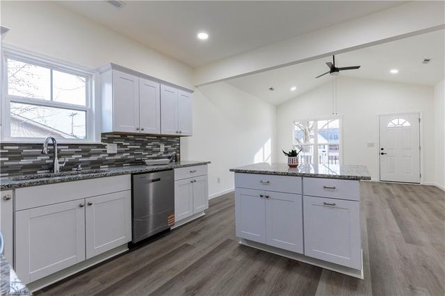 4761 Kester Mill Road, Winston-salem, NC 27103