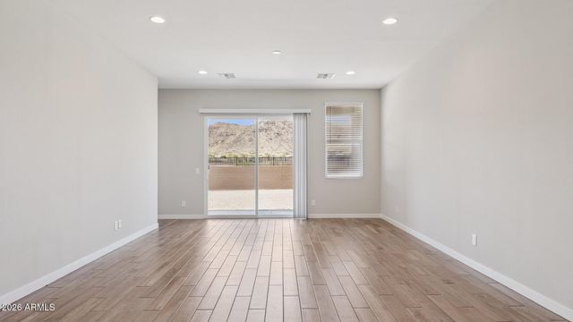 2558 W Satinwood Drive, Phoenix, AZ 85045
