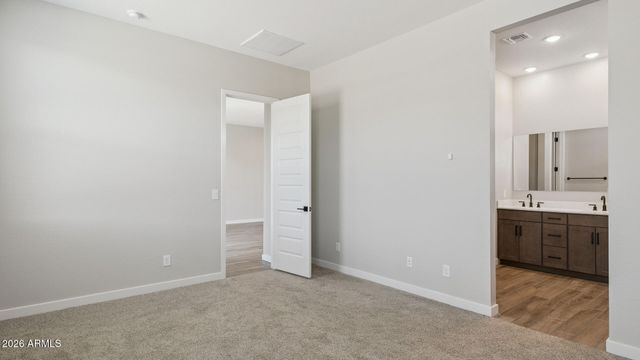 2558 W Satinwood Drive, Phoenix, AZ 85045