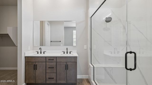 2558 W Satinwood Drive, Phoenix, AZ 85045