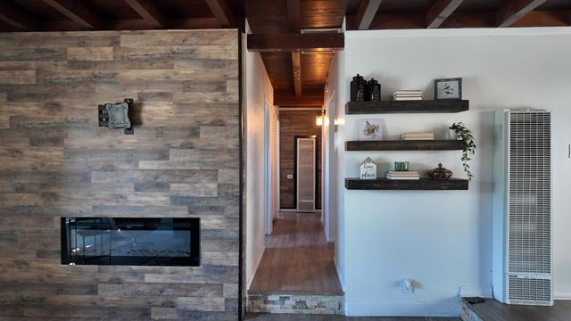 1226 Christine Street NE, Albuquerque, NM 87112