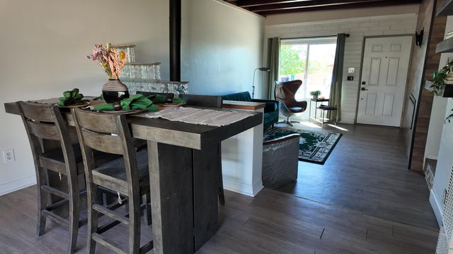 1226 Christine Street NE, Albuquerque, NM 87112