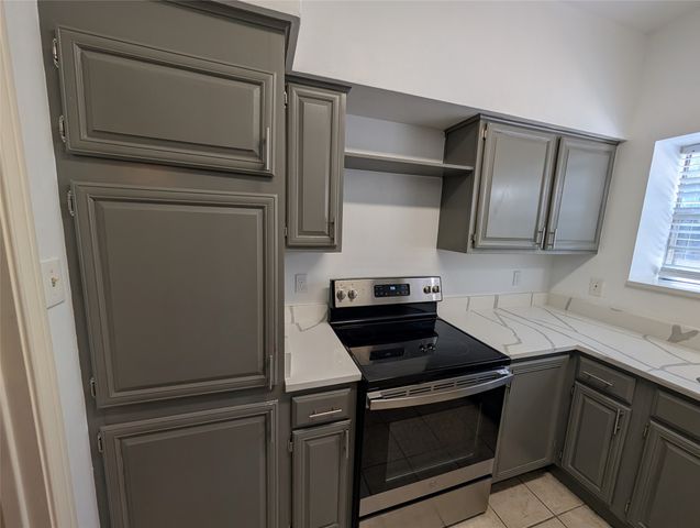 9801 Royal Lane 311, Dallas, TX 75231