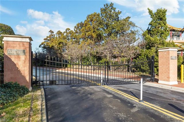 301 Brooke Ave Apt 103, Norfolk, VA 23510