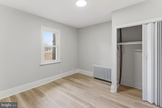 409 CEDAR AVE, Lindenwold, NJ 08021